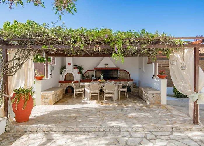 La Casa Di Nina - Villa With Private Pool, By Zantewize Laganas